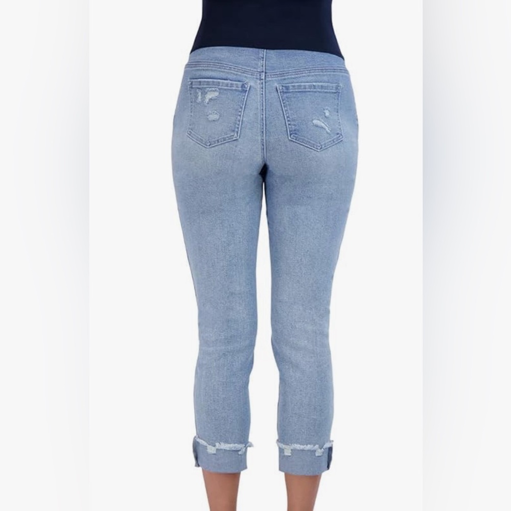 🌟3/$15🌟Savi Parker distressed cropped Maternity Jeans - Picture 4 of 10